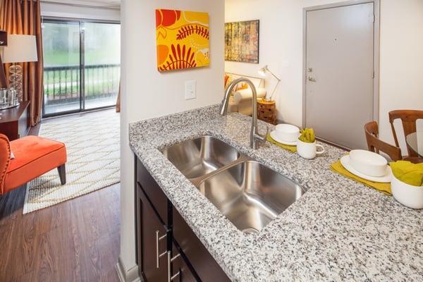 The Livingston by null