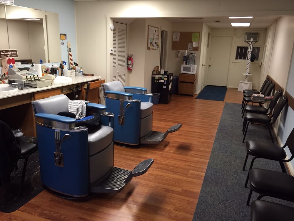 COLLINS BARBER SHOP Updated October 2024 157 E State St, Alliance, Ohio Barbers Phone