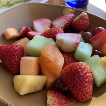 Schooners Monterey - Fresh Fruit Bowl was decent - Seafood Near Me - Monterey, California Schooners Monterey - Fresh Fruit Bowl was decent - Seafood Near Me - Monterey, California