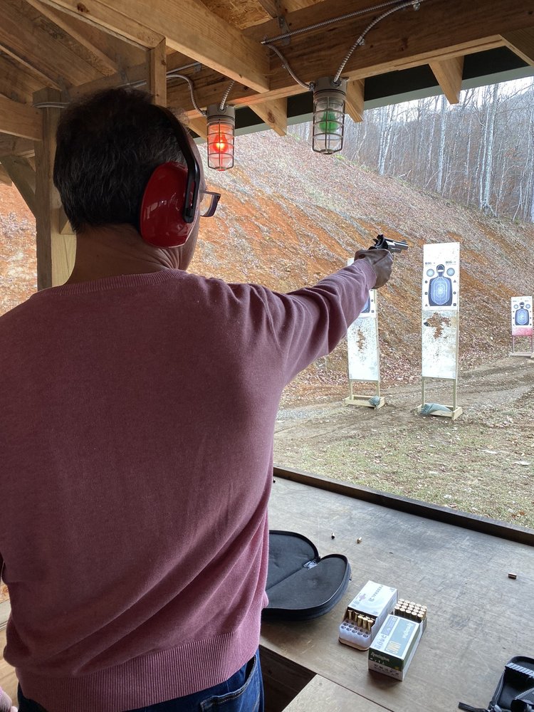 BIG IVY GUNS MARS HILL Updated October 2024 635 Carl Eller Rd