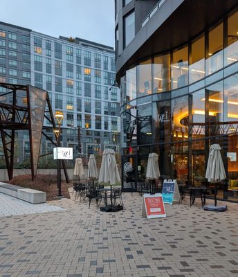 Tari Trattoria DC by null