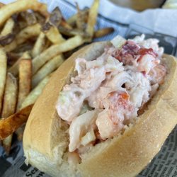 North Port Pier Inn and Restaurant - Lobster roll