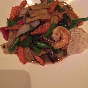Enthaice Thai Kitchen - Shrimp stir fry - Thai Near Me - Astoria, New York Enthaice Thai Kitchen - Shrimp stir fry - Thai Near Me - Astoria, New York