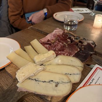 Les Parigots - Mixed cheese charcuterie board - Bars Near Me - Paris, 75 Les Parigots - Mixed cheese charcuterie board - Bars Near Me - Paris, 75