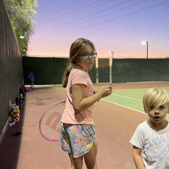 Siena Heights Trailhead - Tennis Near Me - Henderson, Nevada