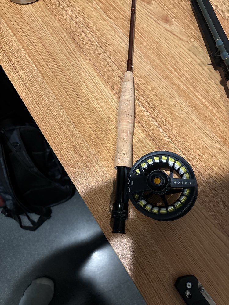 The Avid Angler Logo