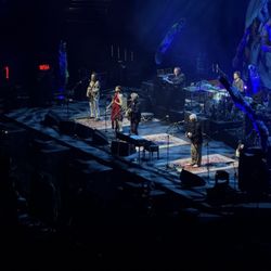 Brisbane Entertainment Centre - Crowded house
