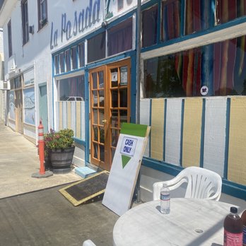 La Posada - Outside, one of the tables - Mexican Near Me - Courtland, California