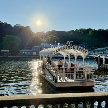 Saugatuck Chain Ferry - Public Transportation Near Me - Saugatuck, Michigan