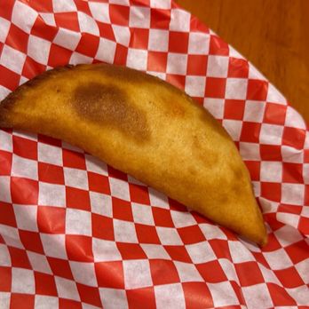 Arepa Venezuelan Kitchen - Bellevue - Chicken empanadaas - Empanadas Near Me - Bellevue, Washington