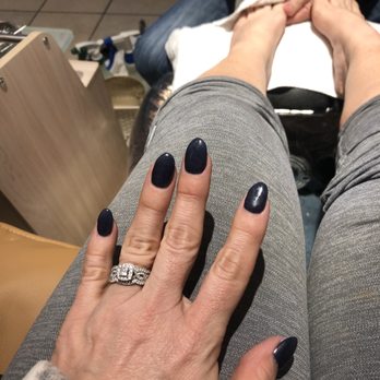 Von Mia Beauty - Absolutely love my nails! I'm super picky about the way my nails are and these are just fantastic. - Nail Salons Near Me - Naples , Florida