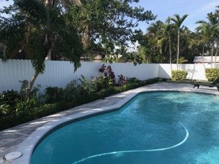 Slide of EBG Screen Enclosures & Techos De Aluminio