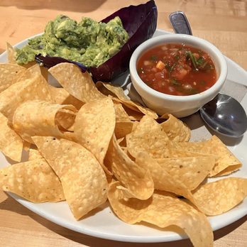 Wood Ranch Corona - Appetizer Guacamole & Salsa w/Chips - Barbeque Near Me - Corona, California Wood Ranch Corona - Appetizer Guacamole & Salsa w/Chips - Barbeque Near Me - Corona, California