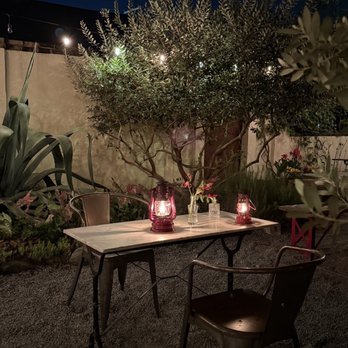 N 7 - Patio area - French Near Me - New Orleans, Louisiana N 7 - Patio area - French Near Me - New Orleans, Louisiana