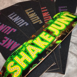 Initiate Skateboarding