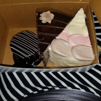 Layered Cakerie - Ding Dong, chocolate amore, Neapolitan cake - Bakeries Near Me - Montclair, California Layered Cakerie - Ding Dong, chocolate amore, Neapolitan cake - Bakeries Near Me - Montclair, California