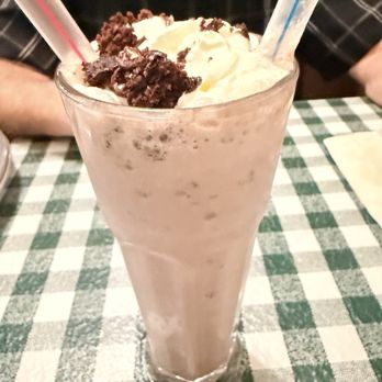 Rodeo Goat - Arlington - Turtle Brownie Milkshake - Burgers Near Me - Arlington, Texas