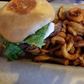 LA Burger - Burger and curly fries - Burgers Near Me - Carrollton, Texas LA Burger - Burger and curly fries - Burgers Near Me - Carrollton, Texas