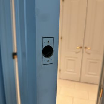 iLocksmiths Brooklyn - Mechanical combination lock Fresh installation - Keys & Locksmiths Near Me - Brooklyn, New York