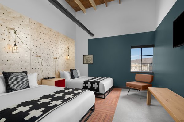 evo Hotel Salt Lake by null