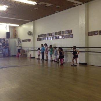 Katie's Dance Studio & Company - View of main studio during beginner's jazz & tap class. - Dance Studios Near Me - El Cerrito, California Katie's Dance Studio & Company - View of main studio during beginner's jazz & tap class. - Dance Studios Near Me - El Cerrito, California