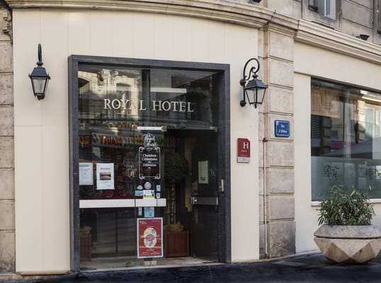 Royal Hôtel by null