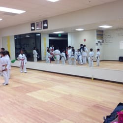 Manila TaeKwonDo - Intermediate "second" class.