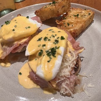 Yardbird - Classic Yardbird Benedict - Southern Near Me - Los Angeles, California Yardbird - Classic Yardbird Benedict - Southern Near Me - Los Angeles, California