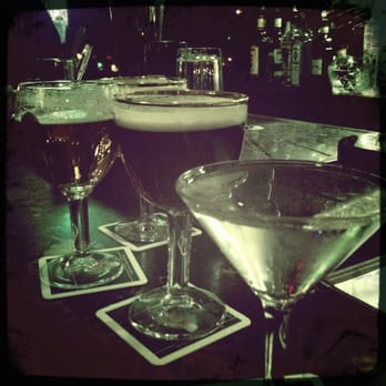 BXL Cafe - Hipstamatic Beers and Cocktails! - Pubs Near Me - New York, New York