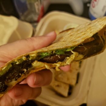 Session Taco - Mushroom quesadilla to go - Cocktail Bars Near Me - St. Louis, Missouri Session Taco - Mushroom quesadilla to go - Cocktail Bars Near Me - St. Louis, Missouri