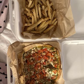 Greek House - Flat bread and fries - Greek Near Me - Searcy, Arkansas