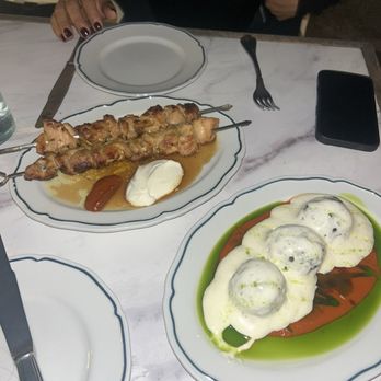 Alisa Wine & Friends - Beef and lamb meatballs and chicken skewers - Greek Near Me - Venice, California Alisa Wine & Friends - Beef and lamb meatballs and chicken skewers - Greek Near Me - Venice, California