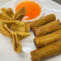 Lucky Fortune - Crab puff , spring roll