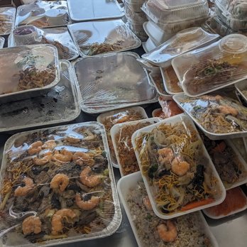 Lam Van - Assortment of Vietnamese food party trays - Vietnamese Near Me - Westminster, California Lam Van - Assortment of Vietnamese food party trays - Vietnamese Near Me - Westminster, California