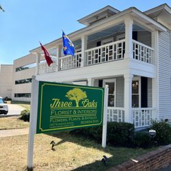 Three Oaks Florist & Interiors