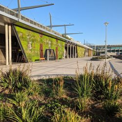 Aeropuerto Internacional Arturo Merino Benítez