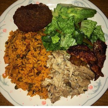 Cuchifritos - Alcapurria, arroz con gandules, pernil, chicharrón y ensalada de aguacate made by me. - Puerto Rican Near Me - New York, New York Cuchifritos - Alcapurria, arroz con gandules, pernil, chicharrón y ensalada de aguacate made by me. - Puerto Rican Near Me - New York, New York
