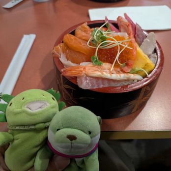 Kashiwagi - Chirashi sushi deluxe - Sushi Bars Near Me - Portland, Oregon Kashiwagi - Chirashi sushi deluxe - Sushi Bars Near Me - Portland, Oregon