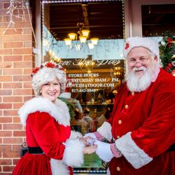Fun Time Entertainment Group - Santa & Mrs Claus 2023