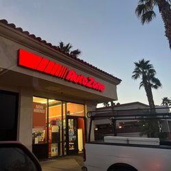AutoZone - Entrance