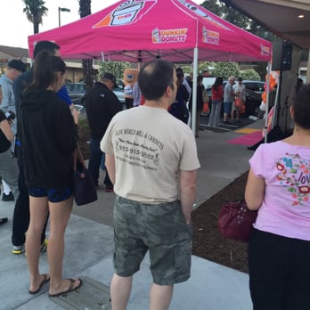 Dunkin' - Line at 6:06 am on opening day - Donuts Near Me - Walnut Creek, California Dunkin' - Line at 6:06 am on opening day - Donuts Near Me - Walnut Creek, California