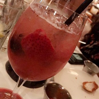 Pappadeaux Seafood Kitchen - Rosé All Day Sangria - Cajun/Creole Near Me - Norcross, Georgia