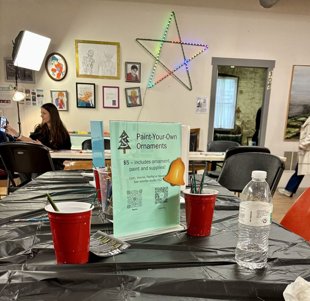 Hot Shops Art Center