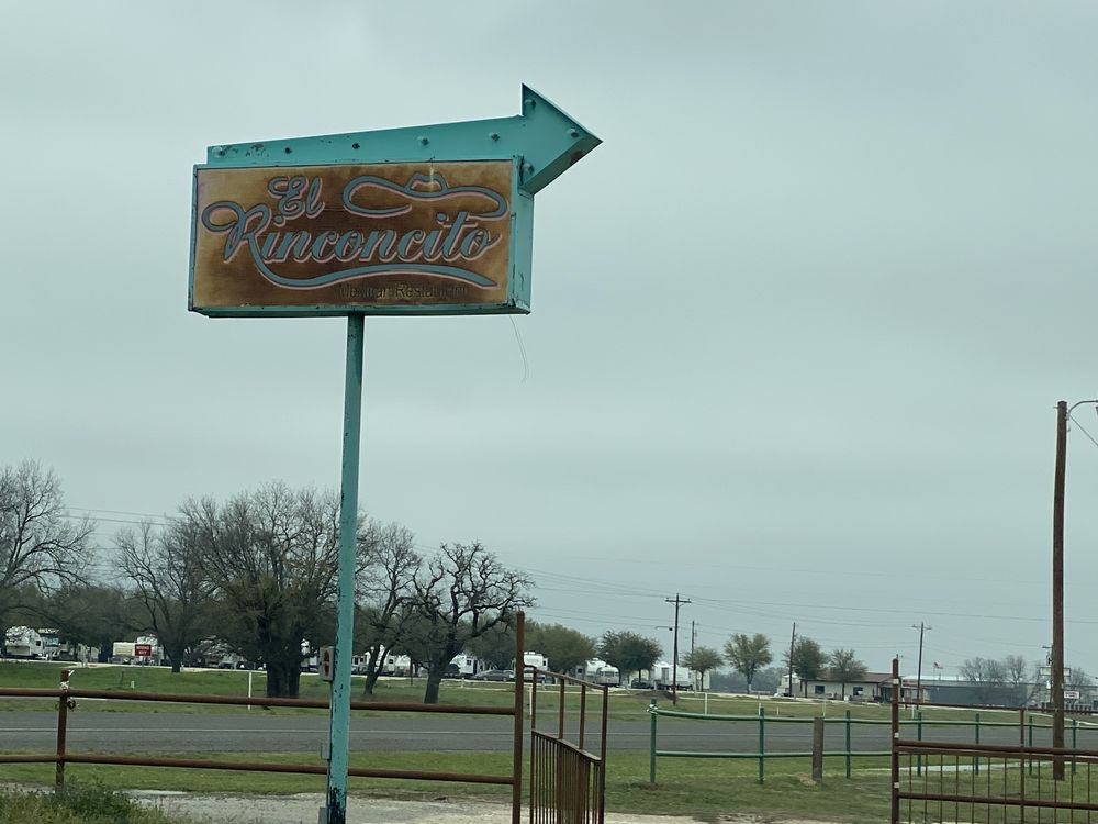 El Rinconcito Logo