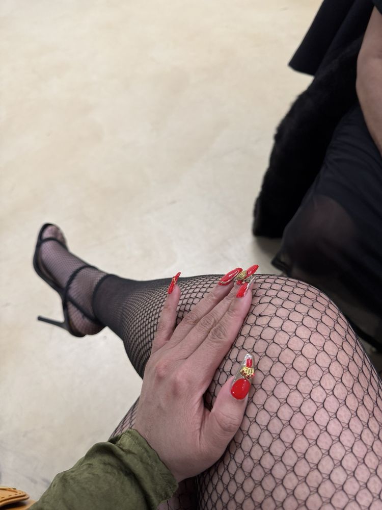 Fabulous Nails and Spa