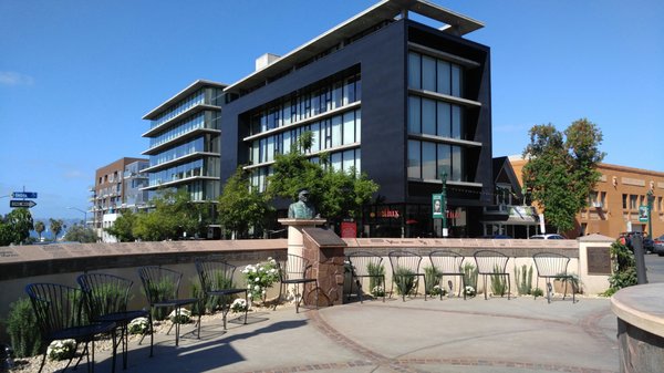 Piazza Basilone by null