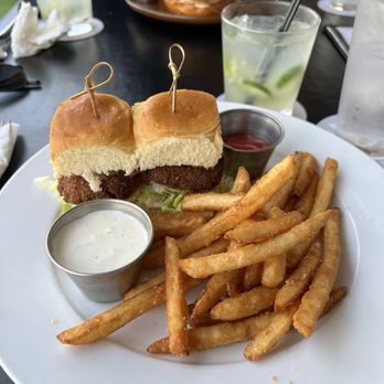 Morrison - Burbank - Happy Hour 2 sliders with fries - Gastropubs Near Me - Burbank, California Morrison - Burbank - Happy Hour 2 sliders with fries - Gastropubs Near Me - Burbank, California