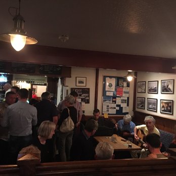 Plockton Inn - Full bar once the music starts - Seafood Near Me - Kyle, HLD Plockton Inn - Full bar once the music starts - Seafood Near Me - Kyle, HLD
