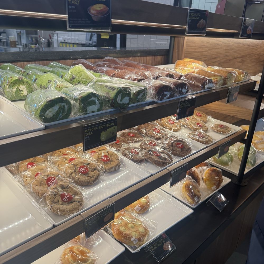 85°C Bakery Cafe-Flushing - Bakeries Near Me - Flushing, New York 85°C Bakery Cafe-Flushing - Bakeries Near Me - Flushing, New York