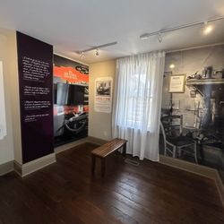 Becky Thatcher's Home - Display